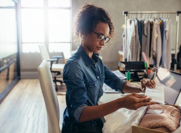 Ss Woman In Clothing Workshop